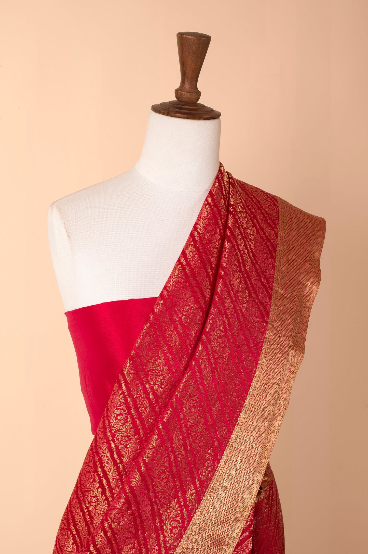 Handwoven Red Georgette Sari