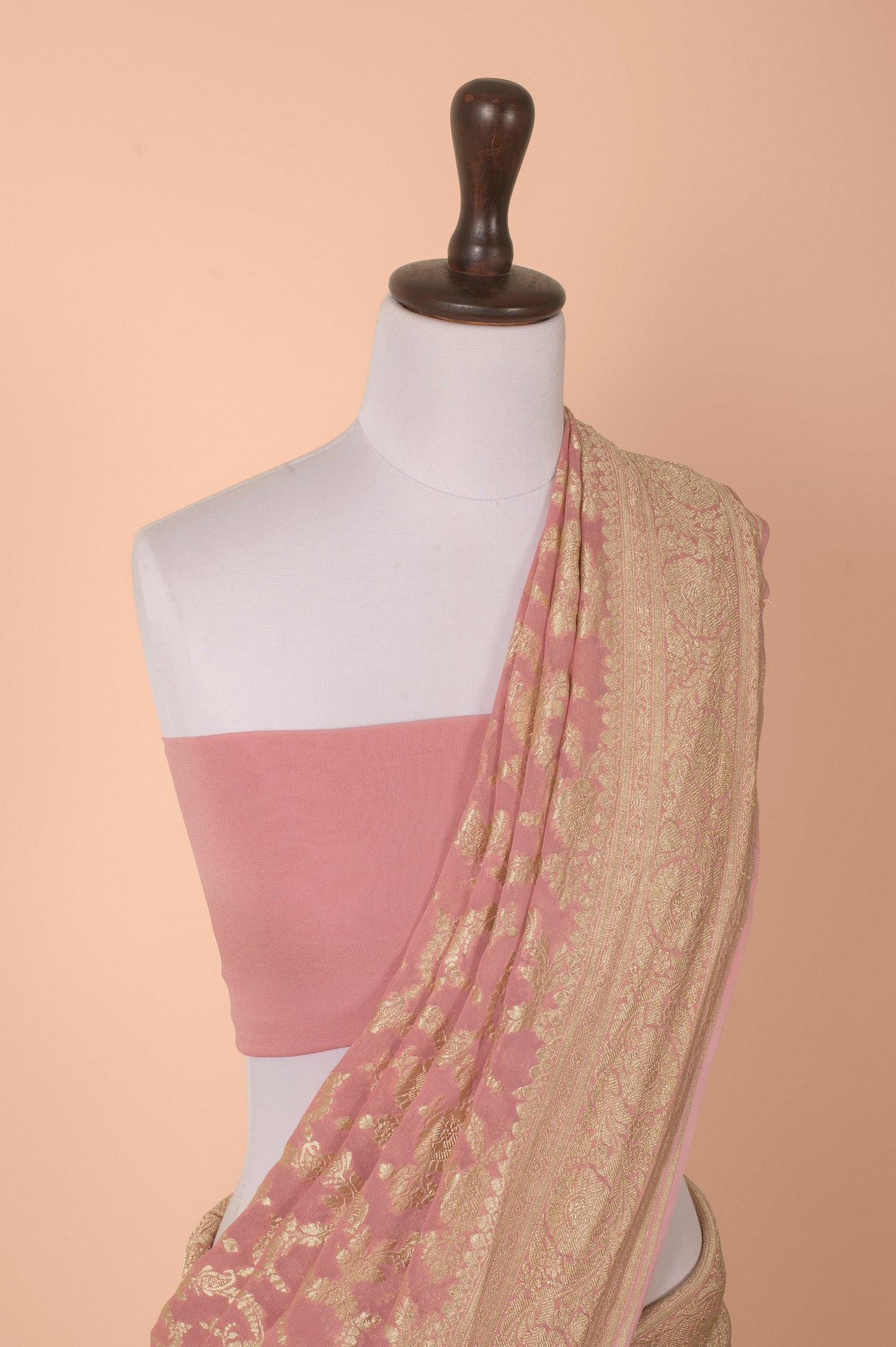 Handwoven Pink Georgette Saree