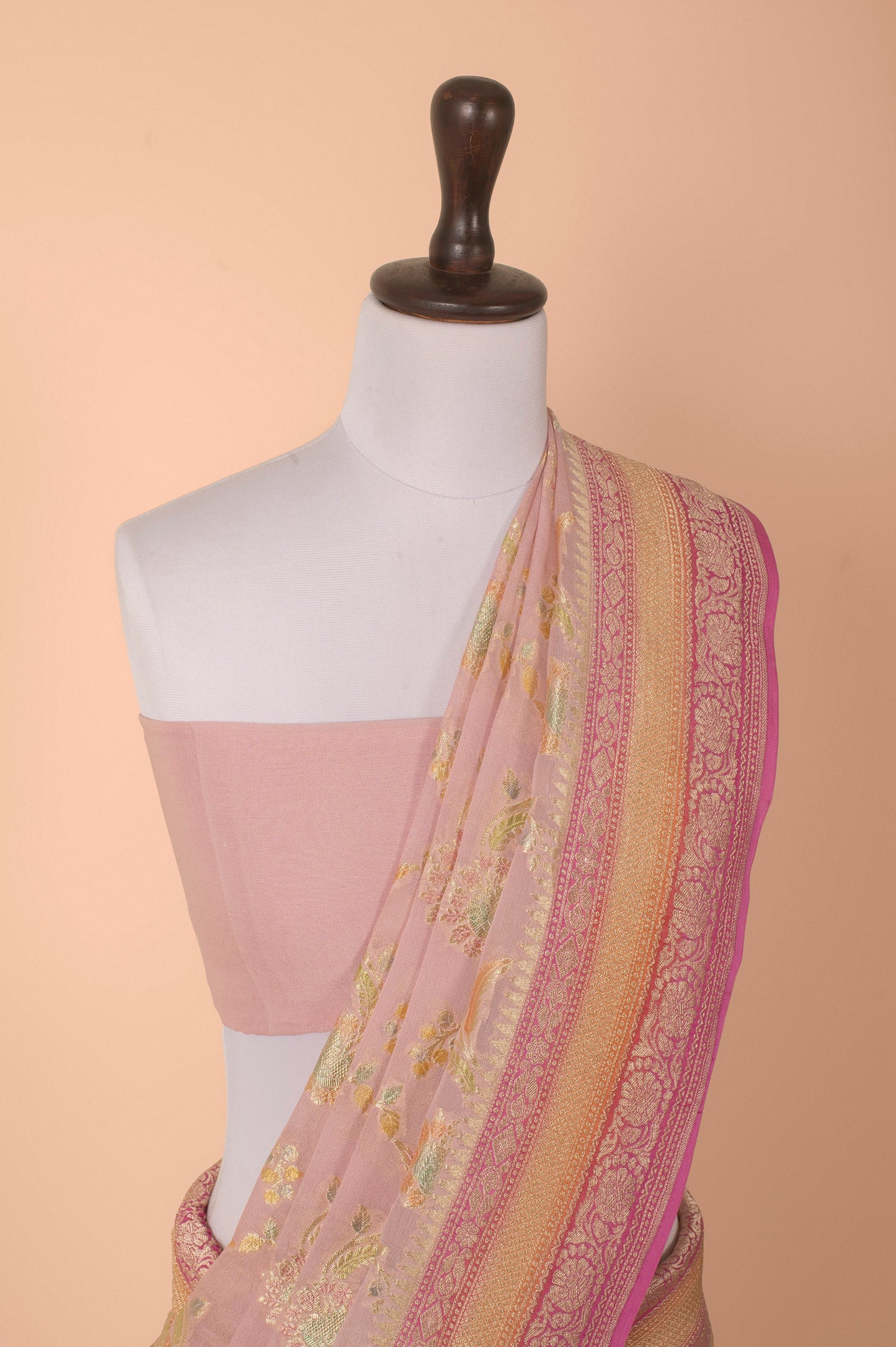 Handwoven Pink Georgette Saree