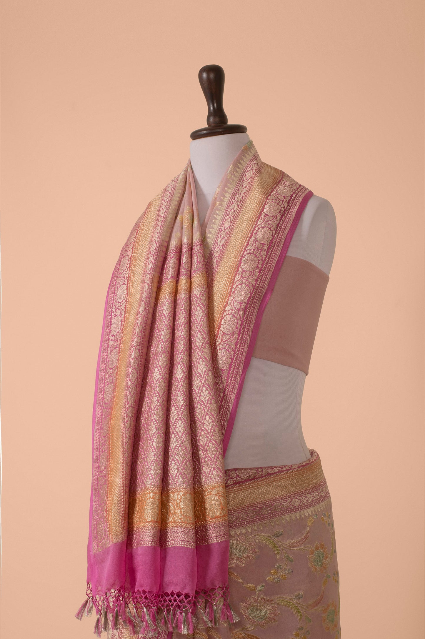 Handwoven Pink Georgette Saree