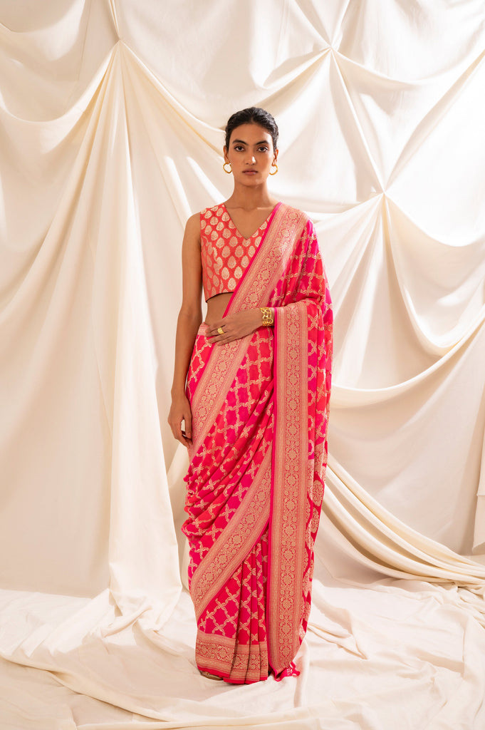 Handwoven Pink Georgette Sari