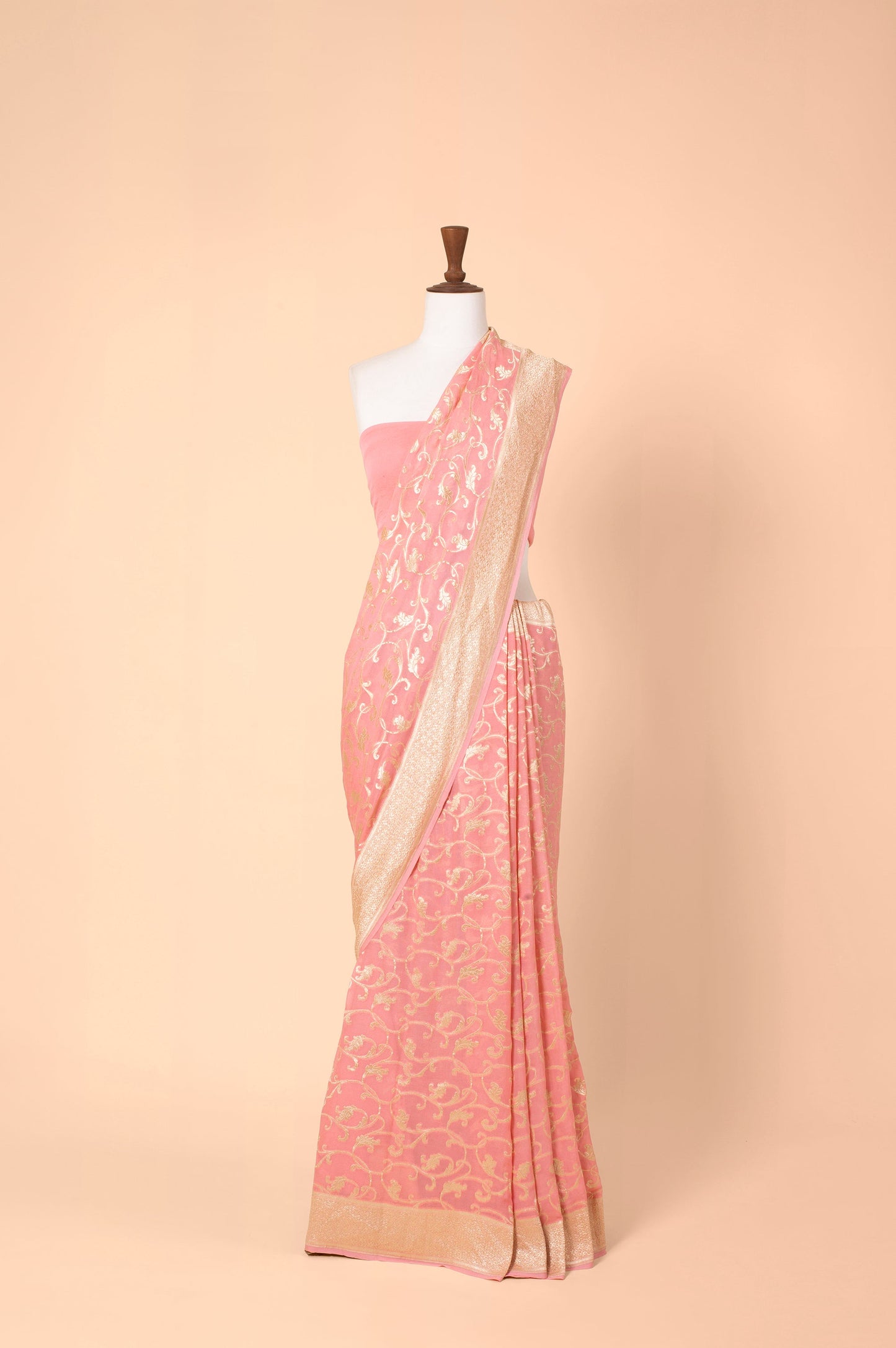 Handwoven Pink Georgette Sari