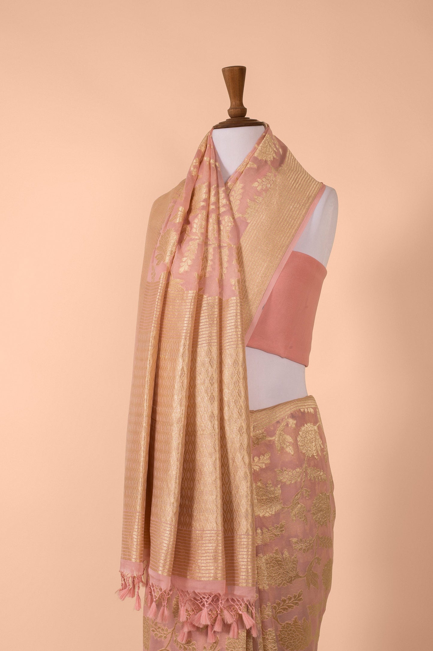 Handwoven Light Pink Georgette Sari