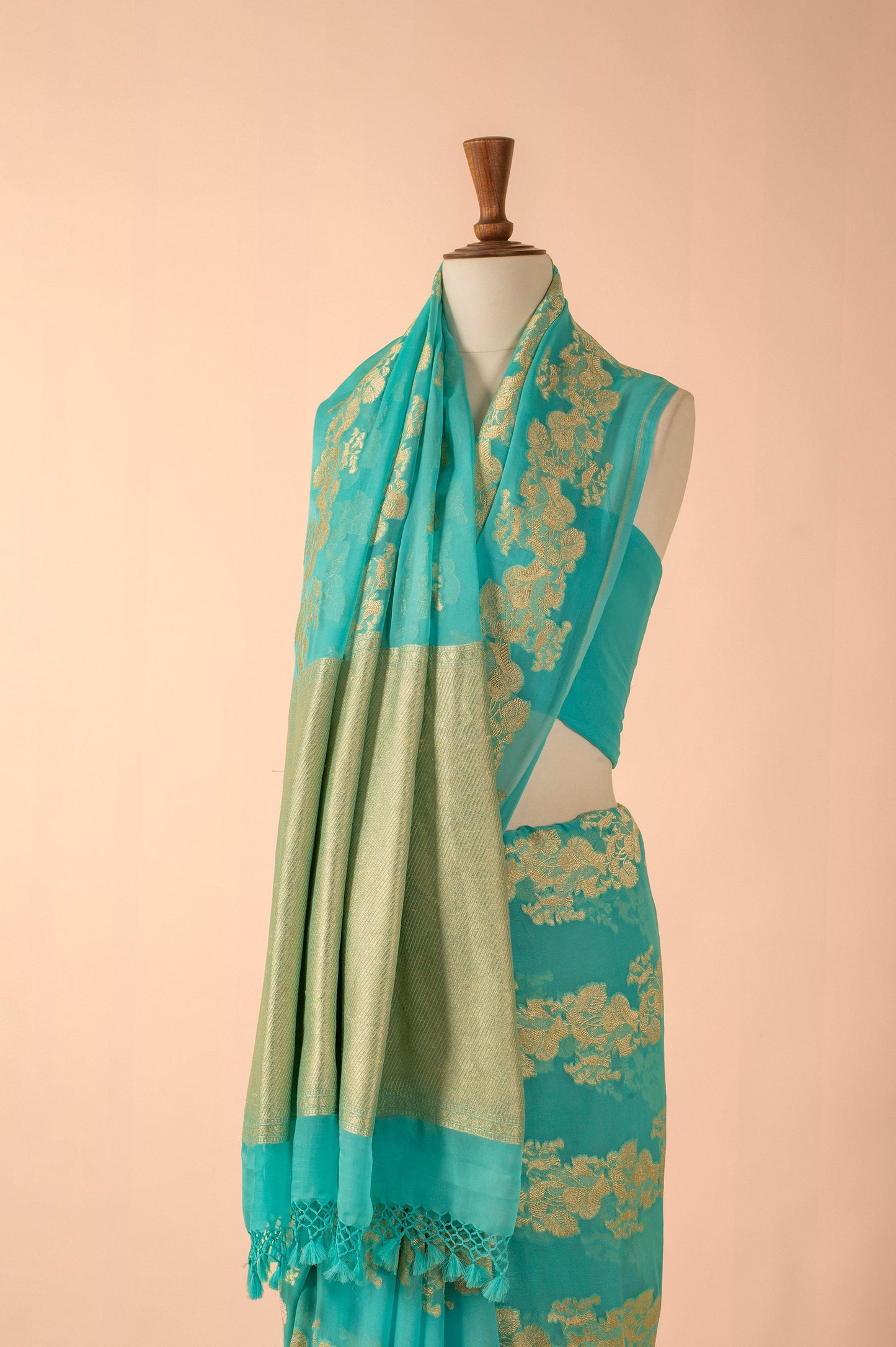 Handwoven Blue Georgette Sari