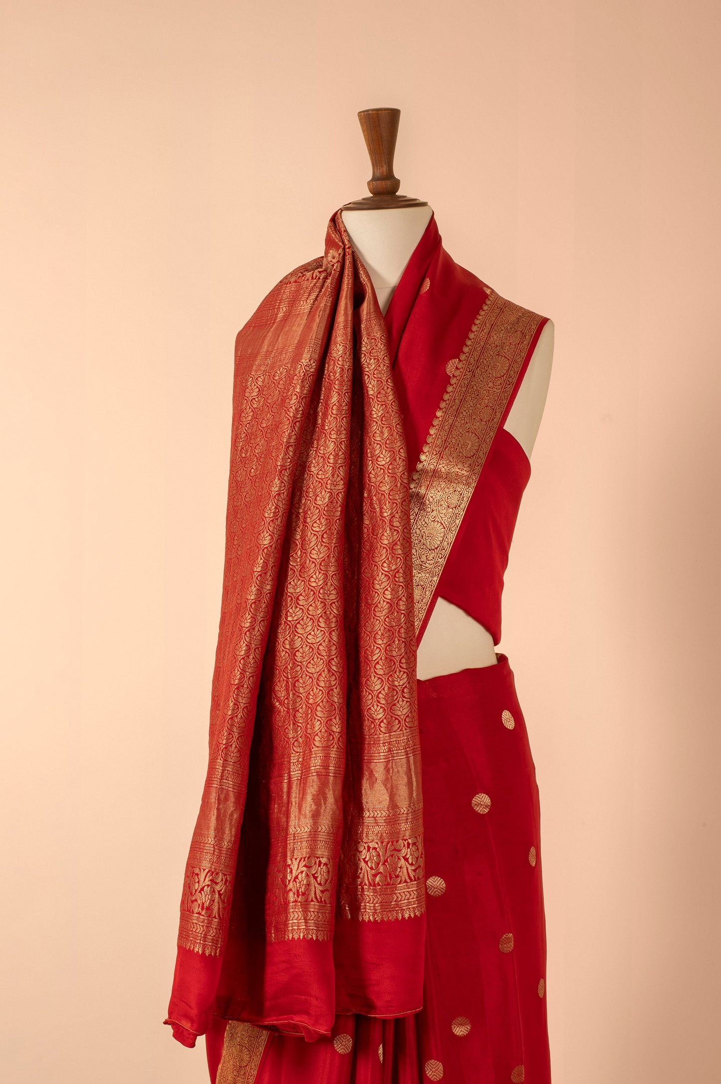 Handwoven Red Georgette Sari