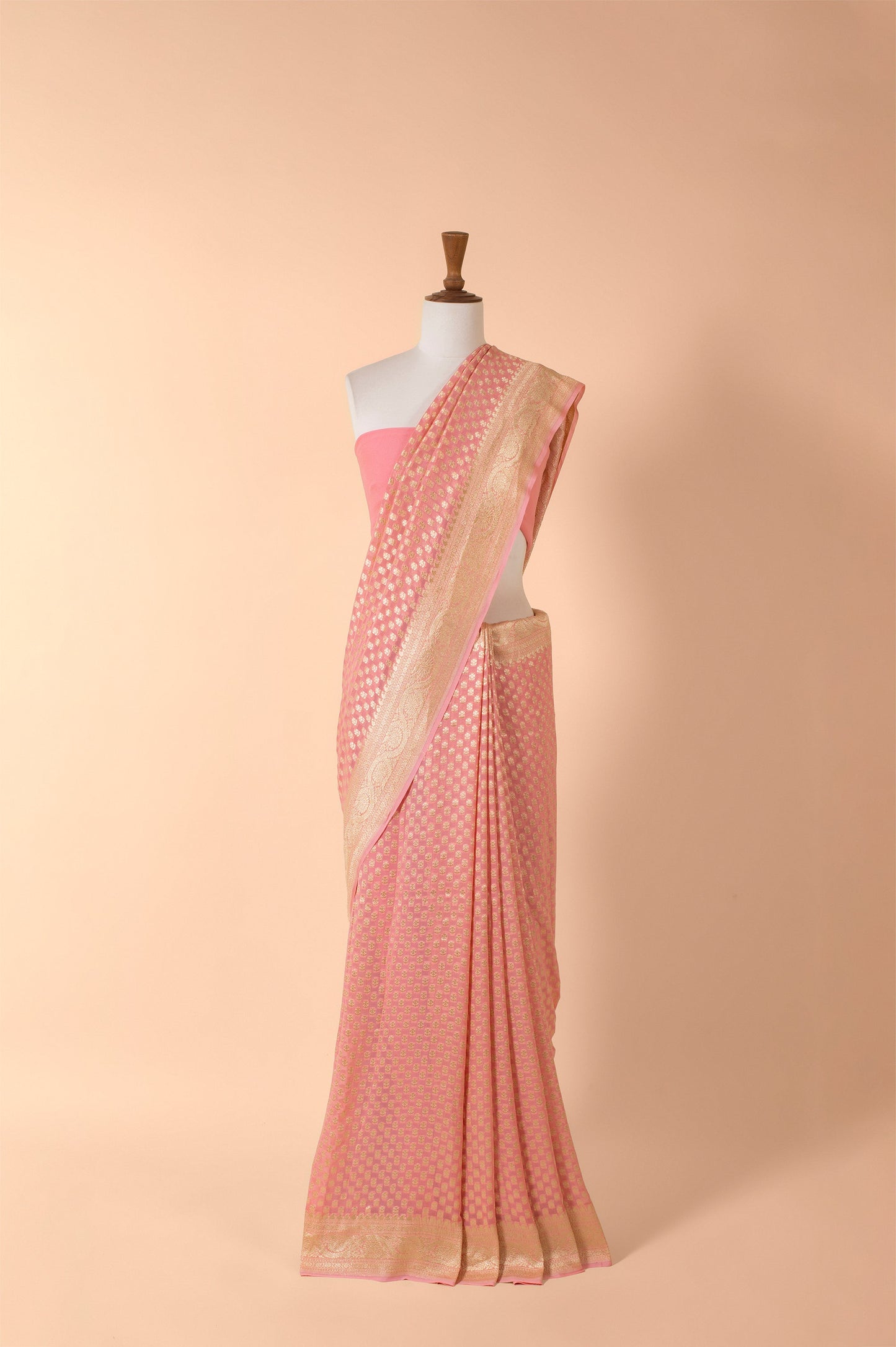 Handwoven Pink Georgette Sari
