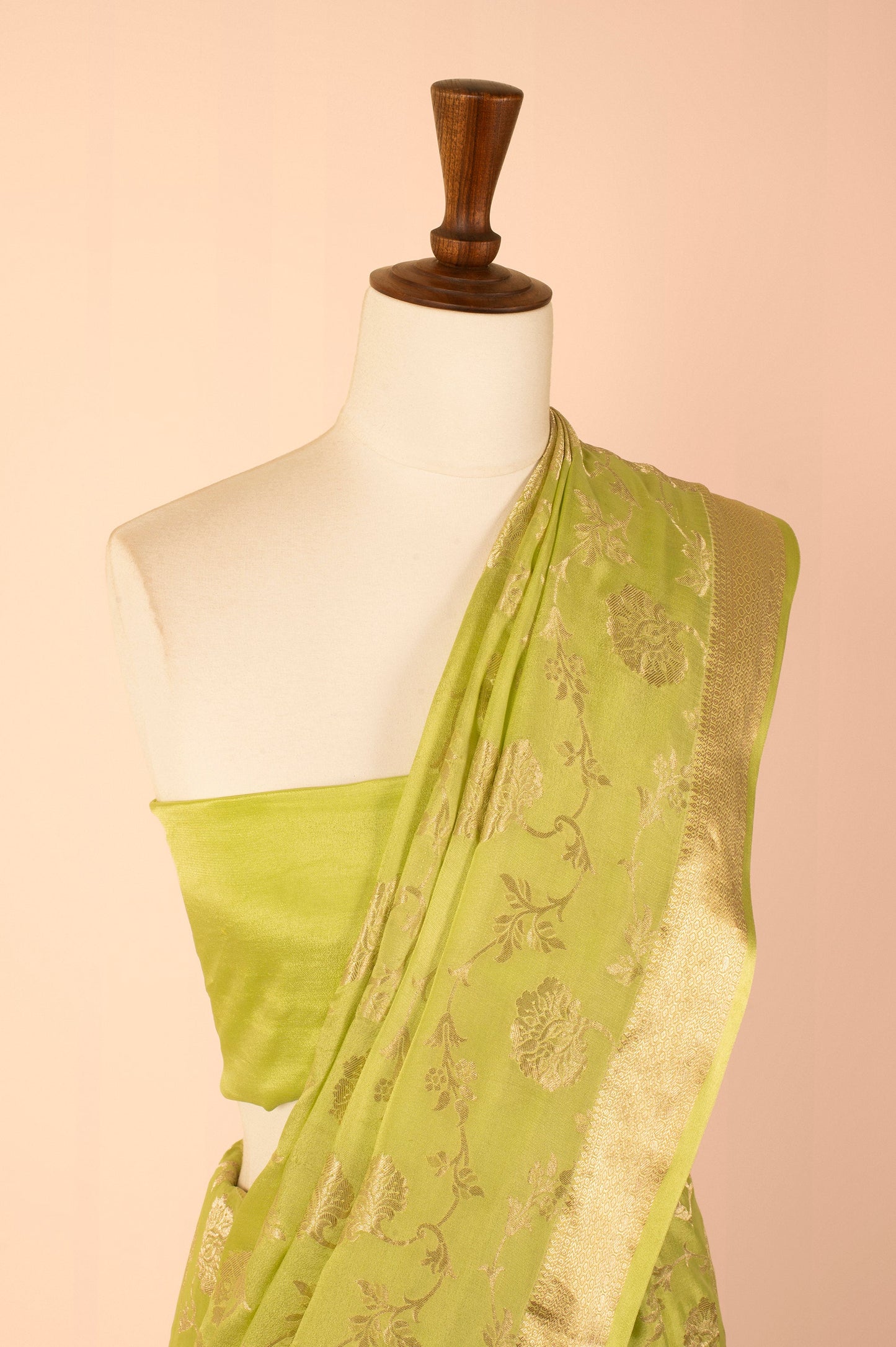 Handwoven Green Georgette Sari