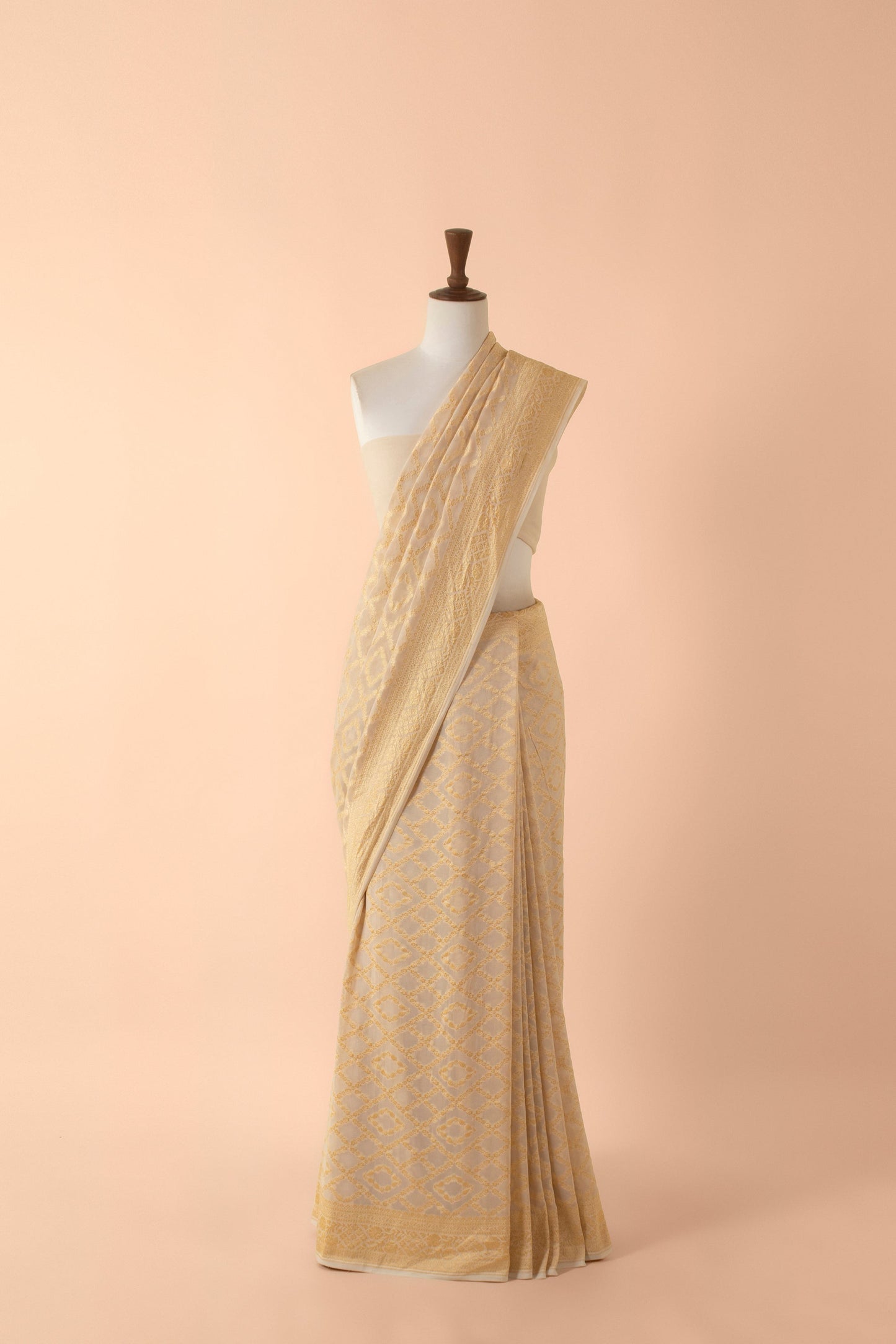 Handwoven Cream Georgette Sari