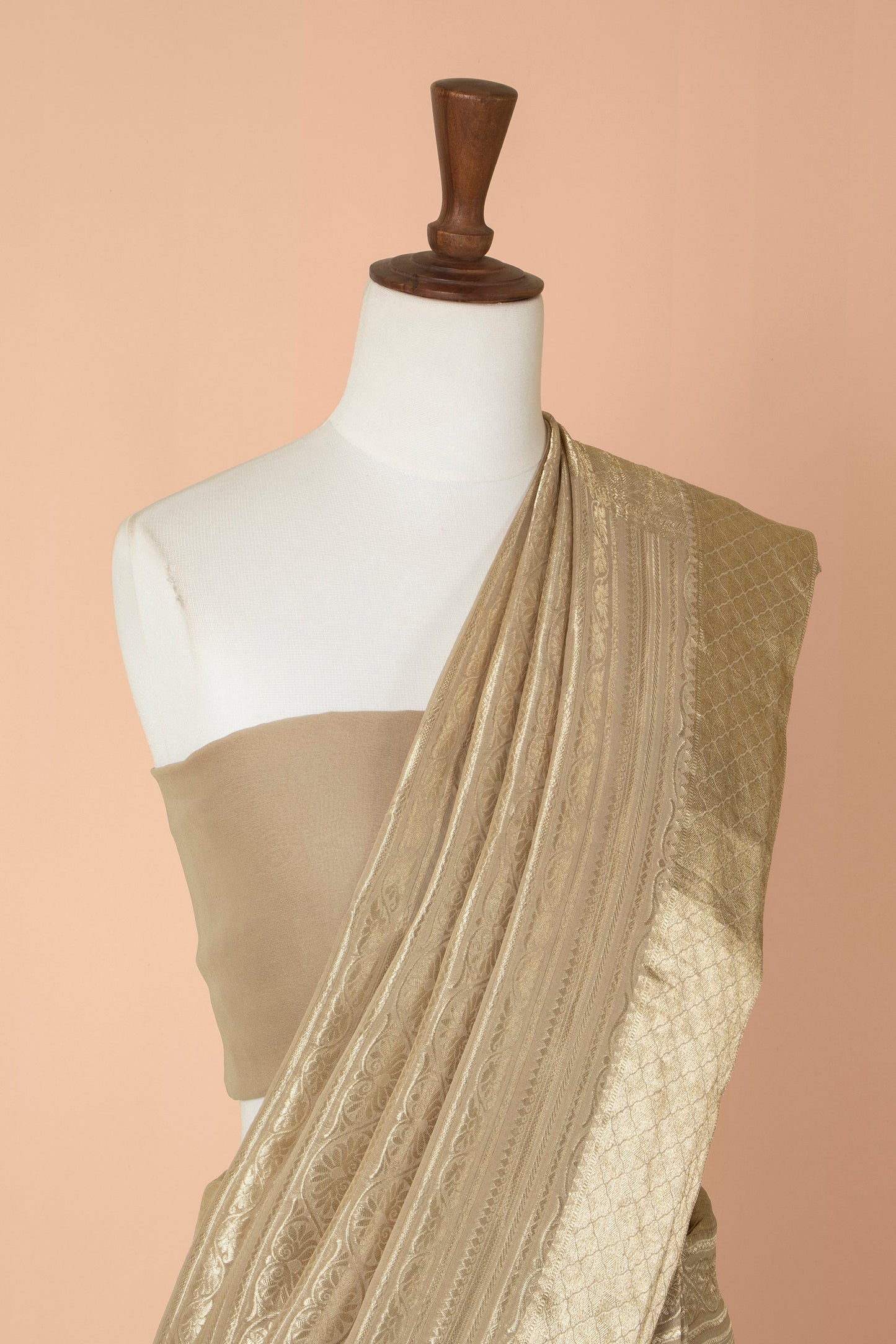 Handwoven Beige Georgette Sari