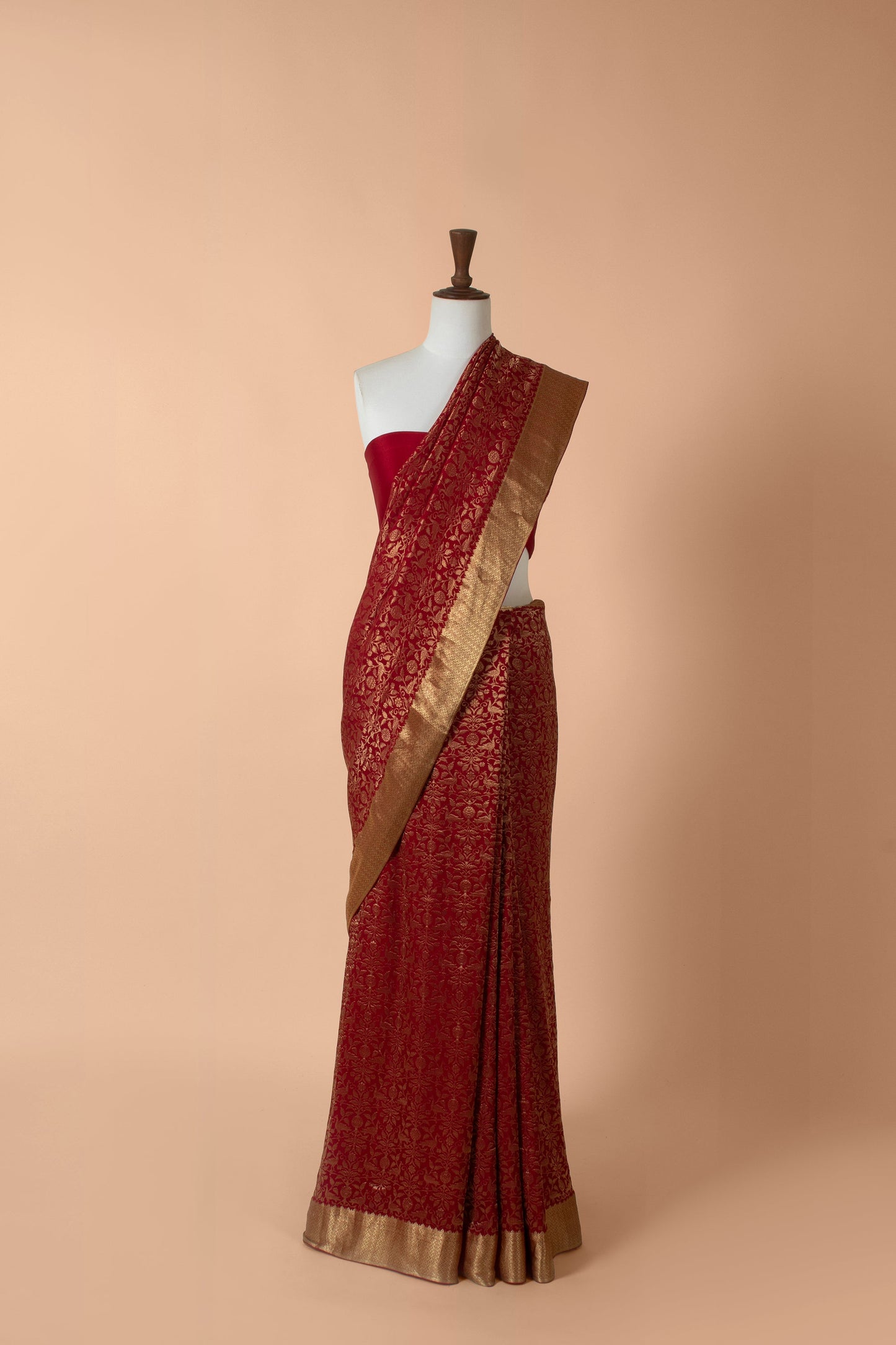 Handwoven Red Georgette Sari