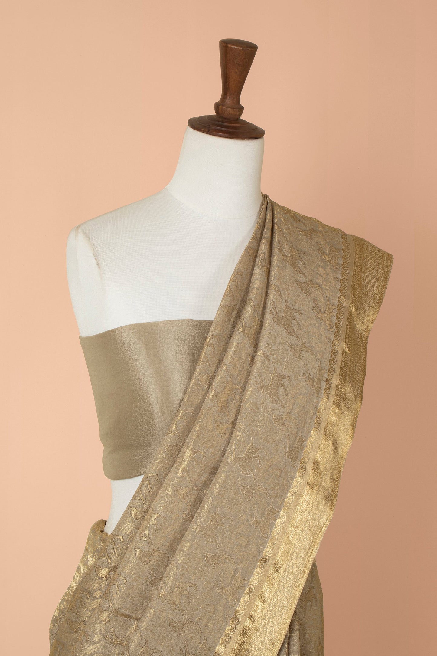 Handwoven Grey Georgette Sari