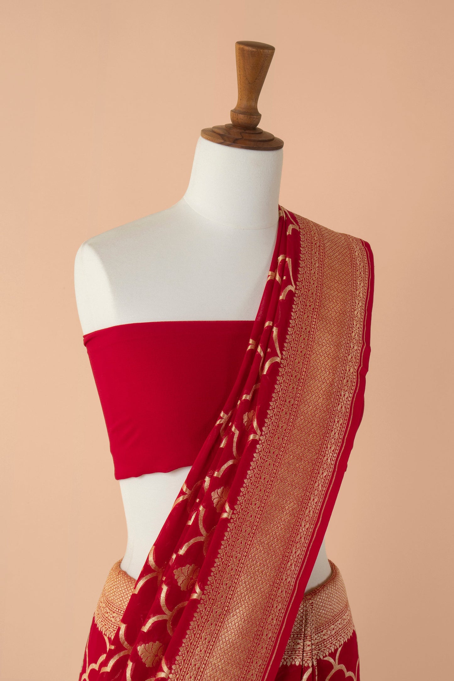 Handwoven Red Georgette Sari