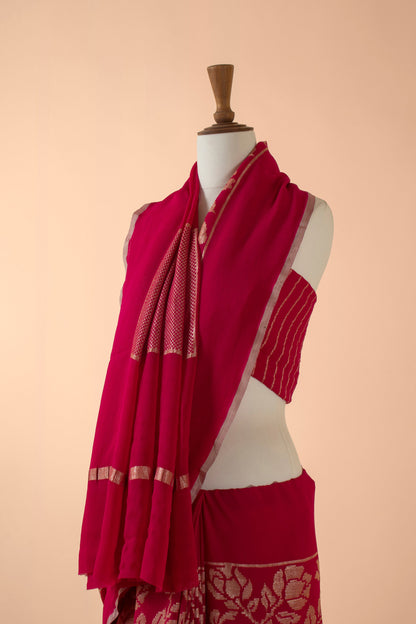 Handwoven Pink Georgette Sari