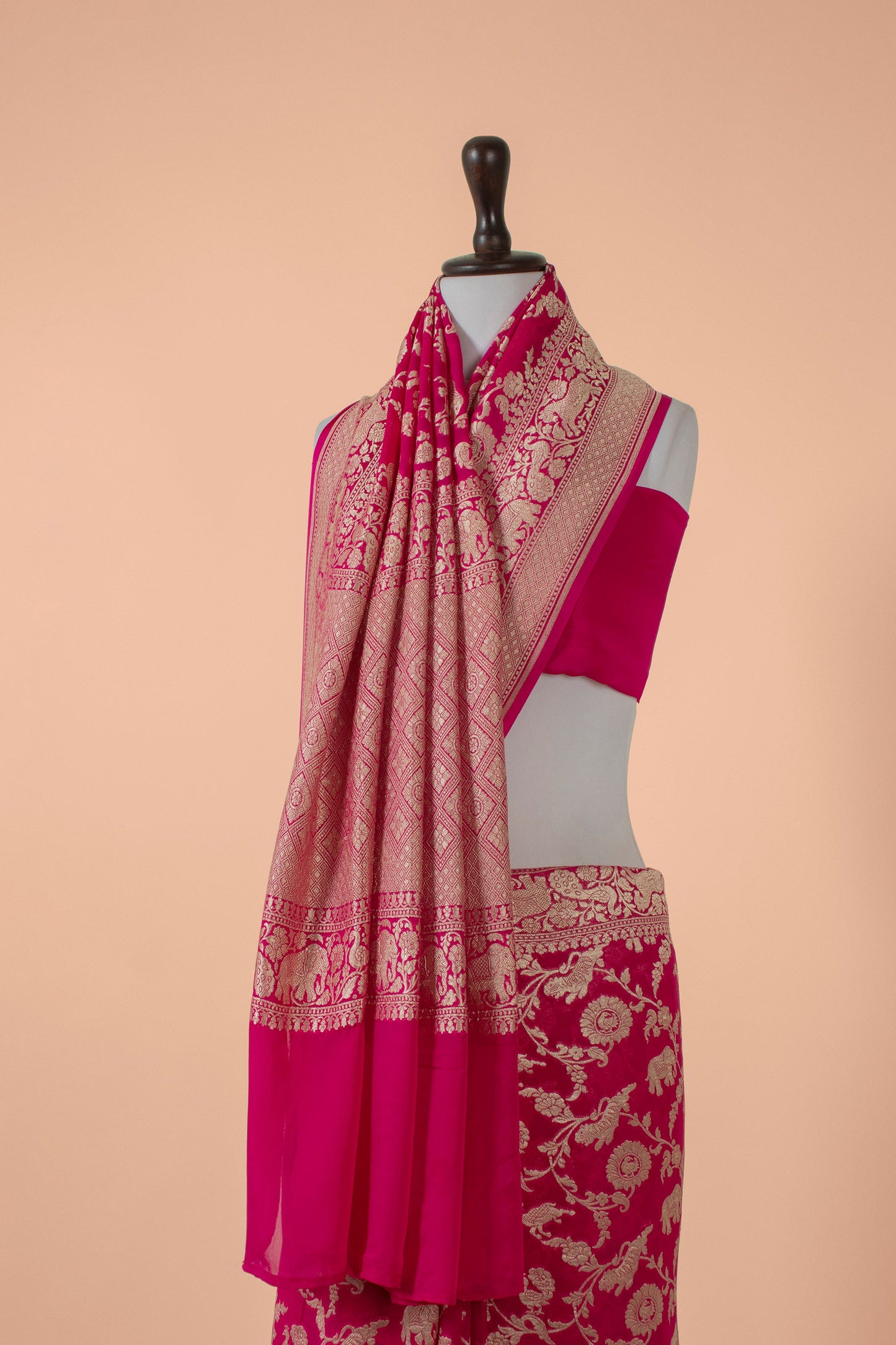 Handwoven Pink Georgette Saree