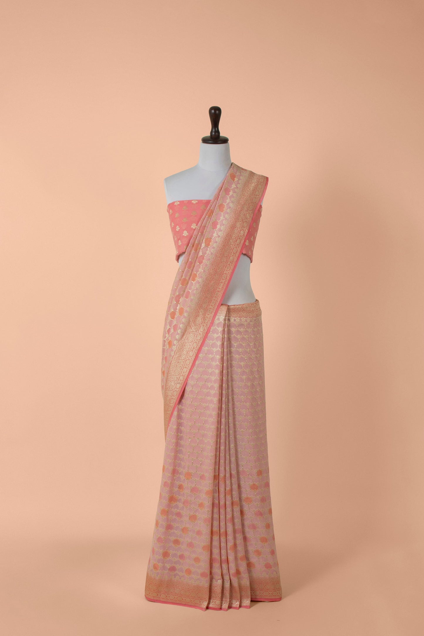 Handwoven Pink Georgette Saree