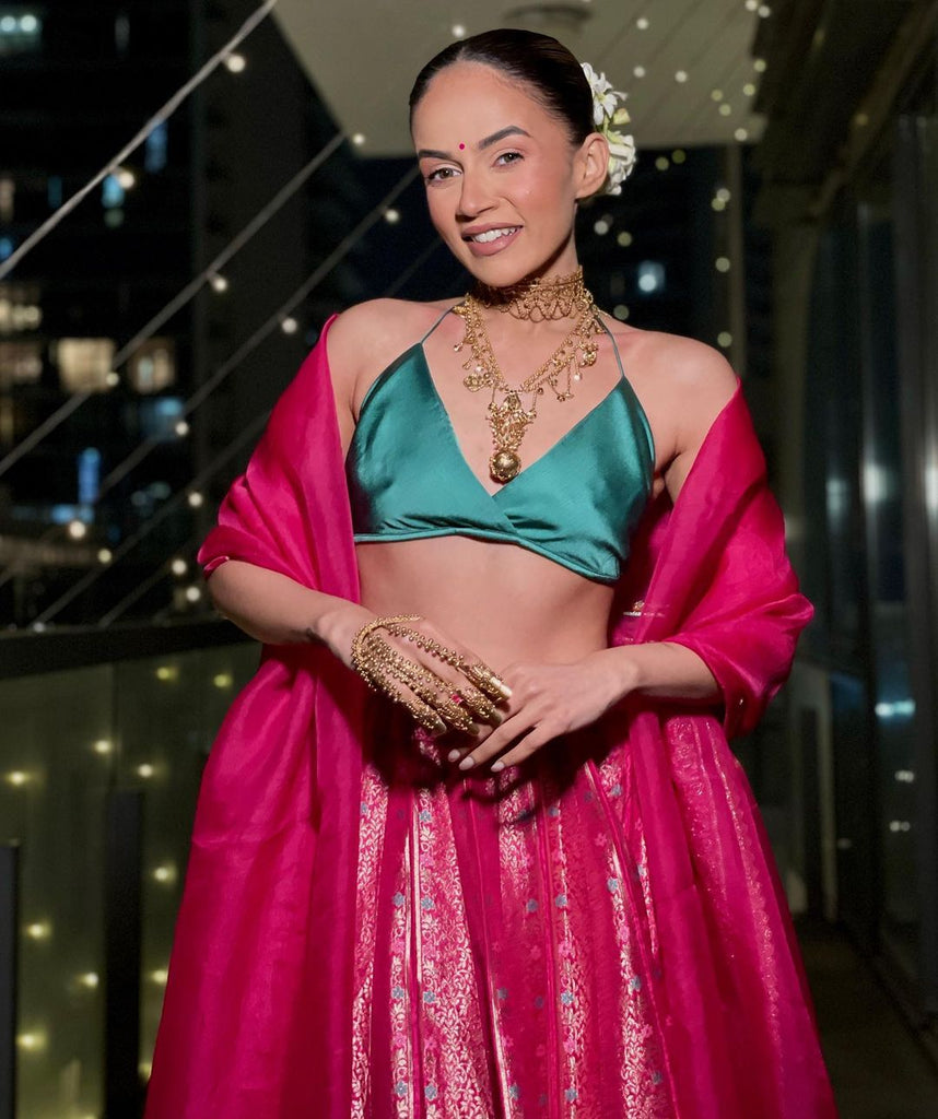 Komal Pandey in Handwoven Pink Silk Lehenga