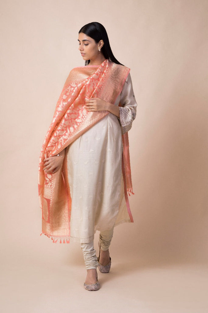 Handwoven Peach Organza Dupatta With Floral Jal